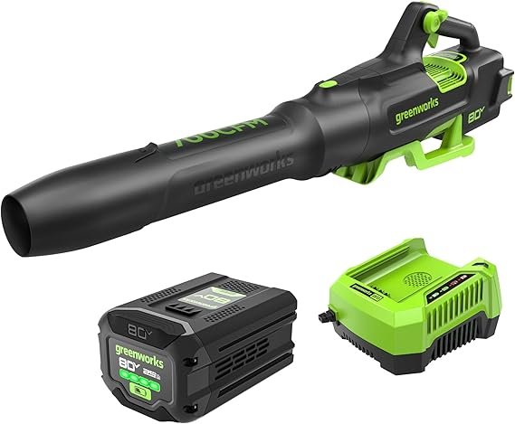 Greenworks Soffiatore per foglie a batteria 80 V – Motore brushless, 700 CFM / 170 MPH, Turbo e Cruise Control, batteria 2,5 Ah e caricabatterie rapido inclusi