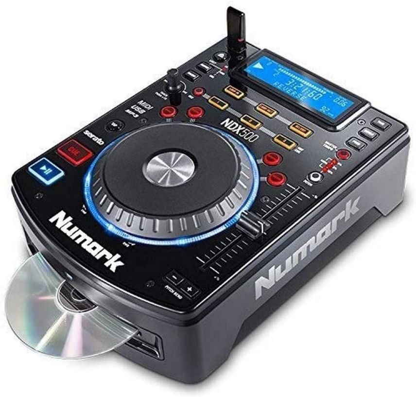 Numark Scratch Mixer DJ 2 canali – Serato DJ Pro, crossfader Innofader, licenza DVS, 6 selettori di effetti diretti e pad performance